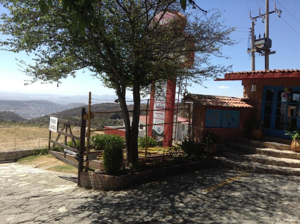 Hotel Villa Alpina El Chalet Pachuca Экстерьер фото